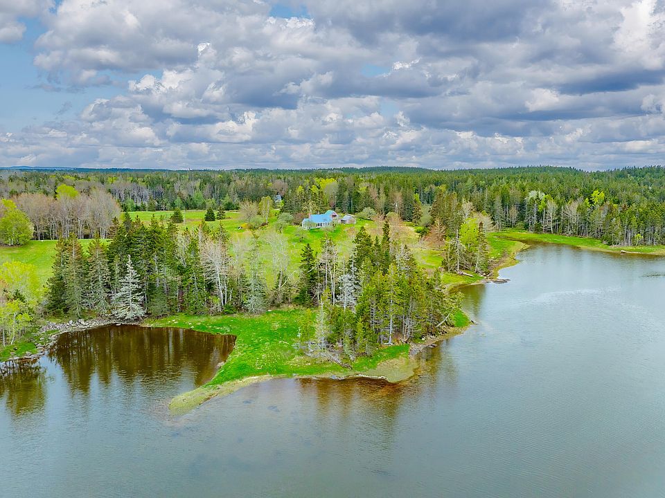 1st image of 17 Barbour Farm Road