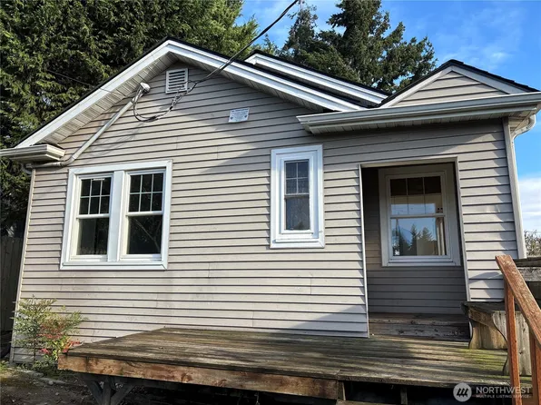 4036 35th Avenue SW, Seattle, WA 98126