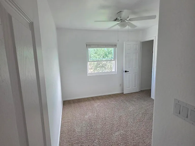 22461 W Woodlands Ave — Photo 27