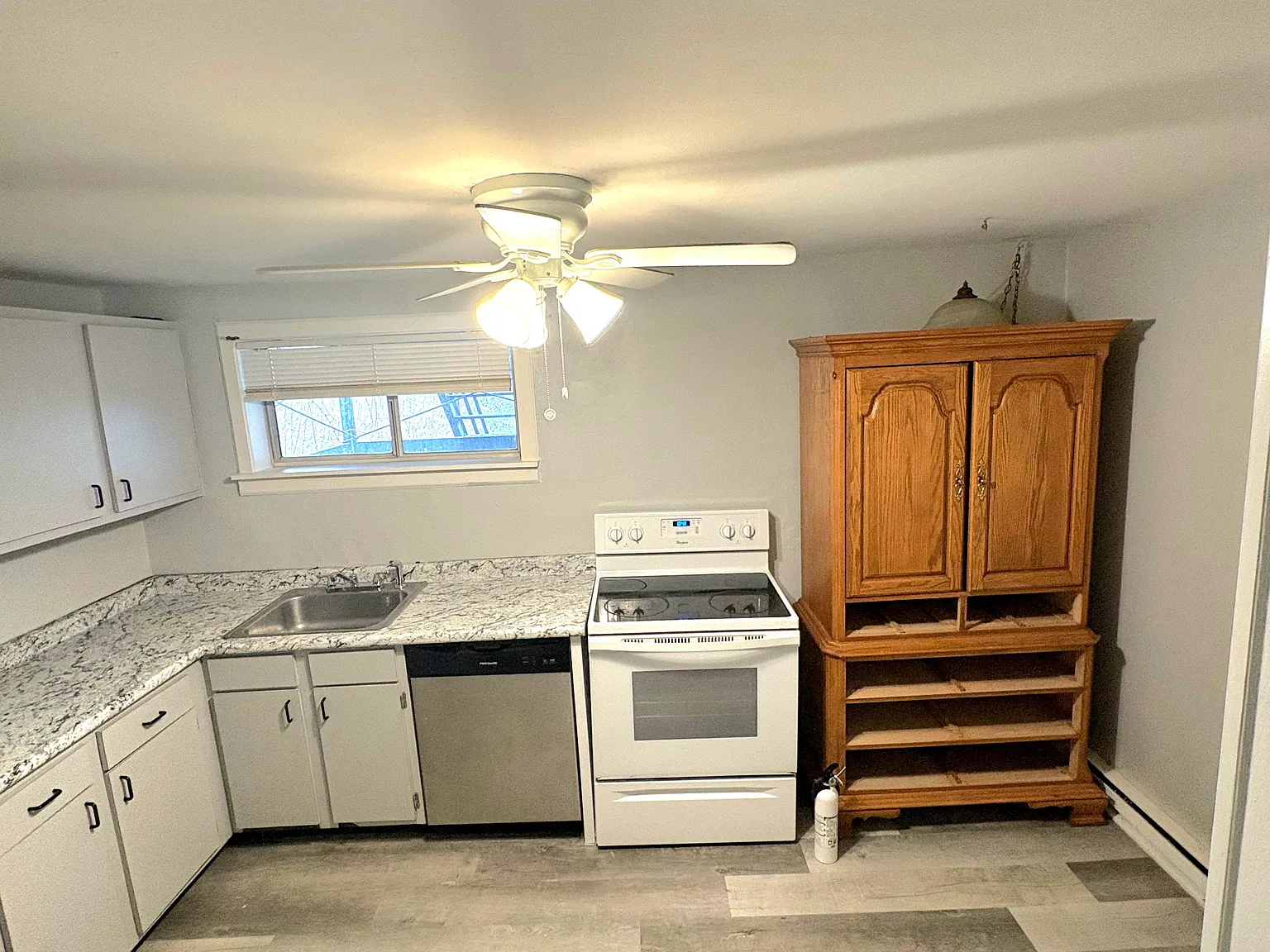 1027 Cochran Mill Rd — Photo 3