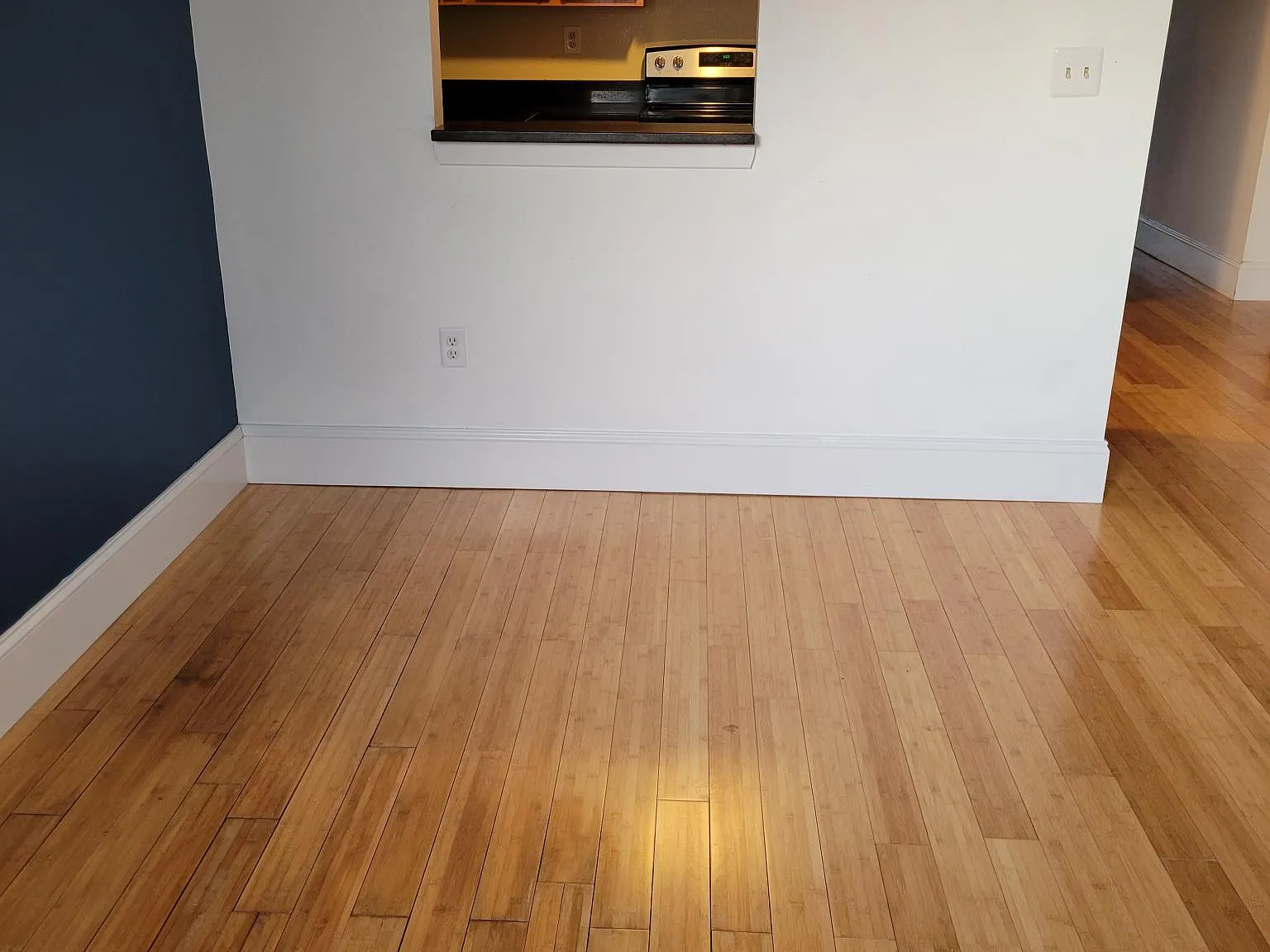 2 bed, 1340 sqft, $2,500 — Photo 2
