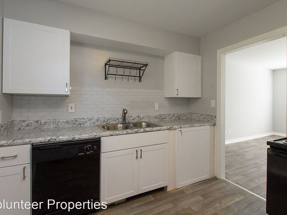 1st image of 3301 Pinewood Ave #7