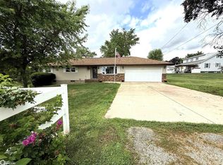 412 W Clark St, North English, IA 52316
