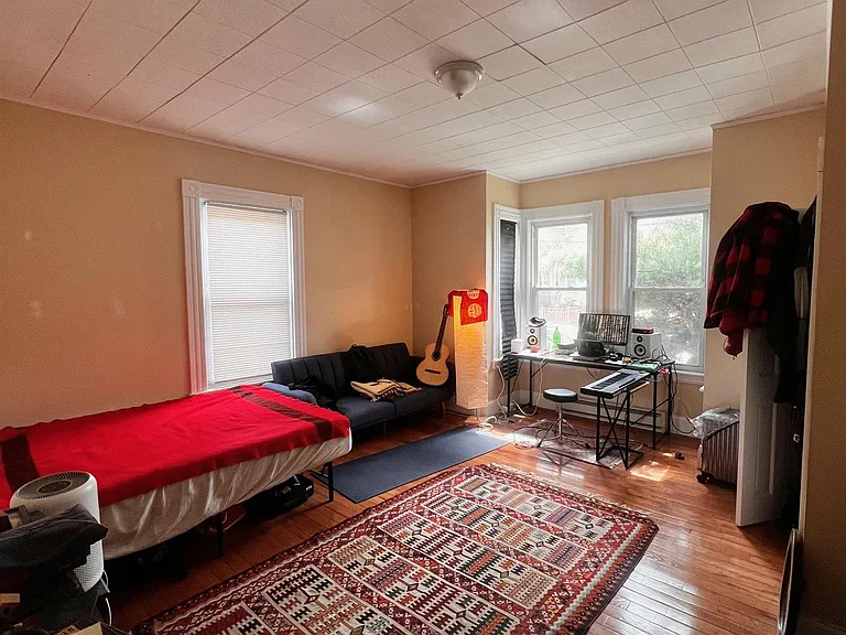 51 Beacon St — Photo 1