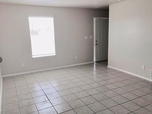 3rd image of 8497 Roseway Dr #B