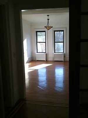 Rented by Anthony Mariano, lreb | media 6