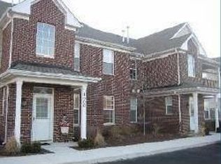 1904 Parkside Dr, Shorewood, IL 60404