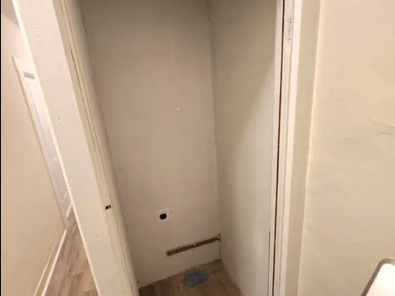 64 Vernon Ave #1 — Photo 8