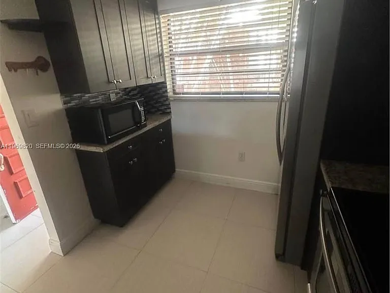 10845 SW 112th Ave #204 — Photo 5