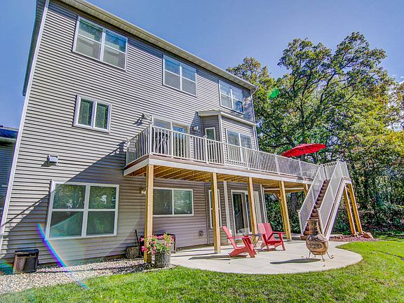 5th image of 2412 Springside Dr E