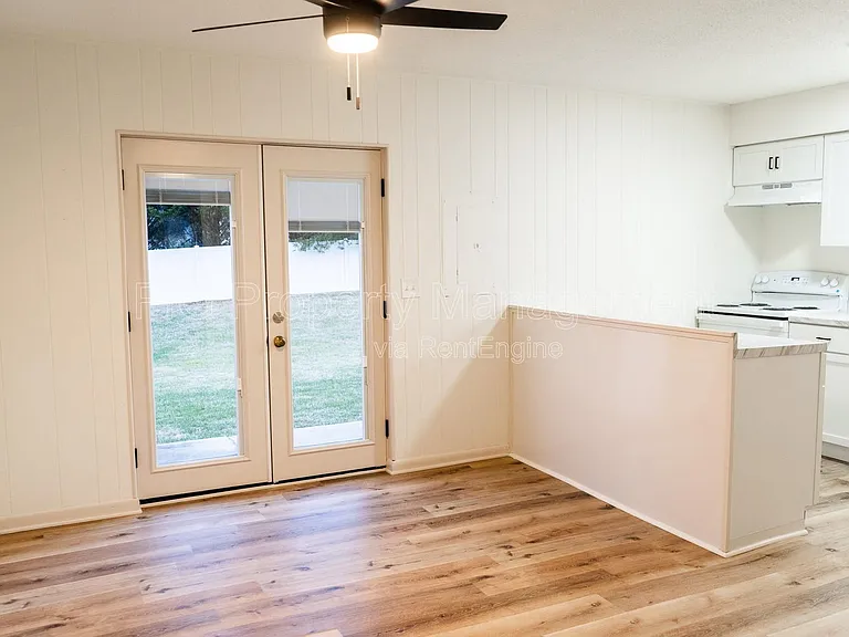 3120 Governor John Sevier Hwy E — Photo 4