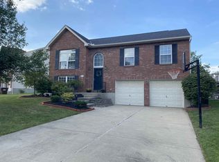 2838 Whitney Ln, Hebron, KY 41048
