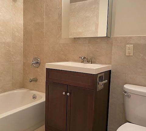 5th image of 57A Kensington Ave #1