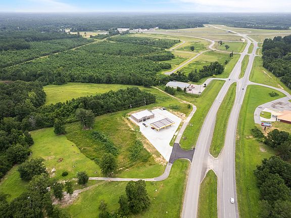 3rd image of 472/- Evelyn Gandy Pkwy