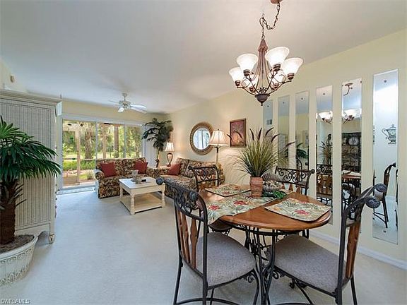 5th image of 209 Robin Hood Cir Unit 103