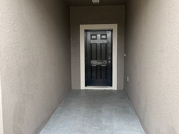3rd image of 9619 Mulberry Marsh Ln