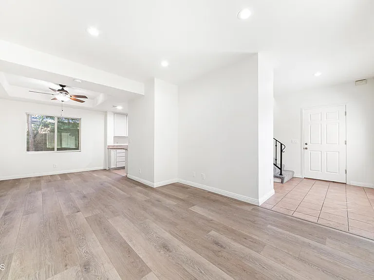 693 Cypress Ave — Photo 5
