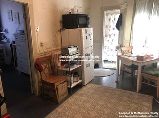 9 Myrtle St #109, Boston, MA 02114