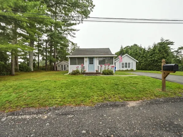 6 Gordon St, Wareham, MA 02571