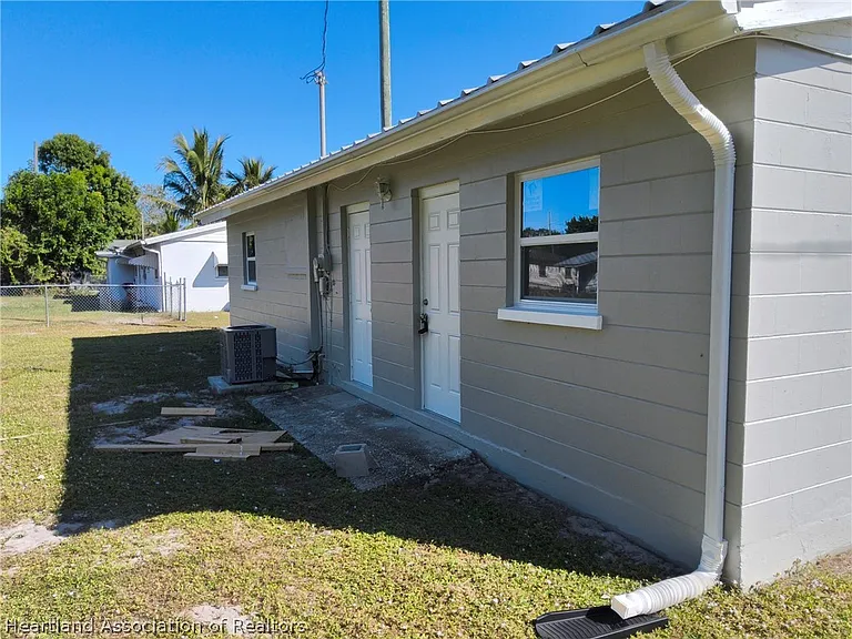 114 Marrero Ave — Photo 14