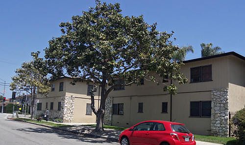 3rd image of 3308 Castle Heights Ave APT 8