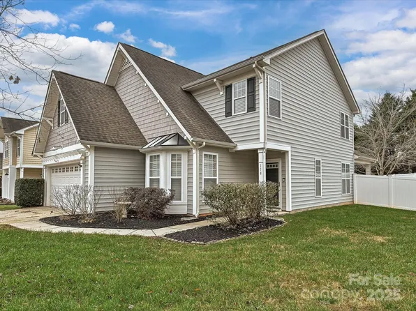 118 Whitley Mills Rd, Fort Mill, SC 29708