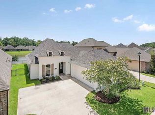 8282 Valencia Ct, Baton Rouge, LA 70820