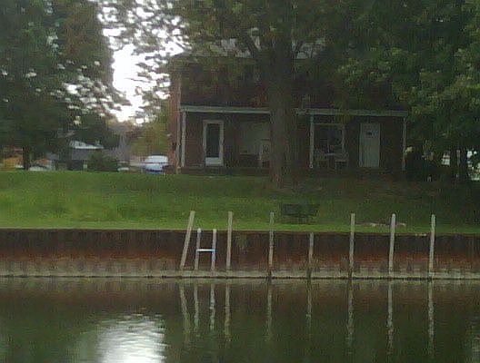 62 Riverview