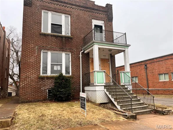 4940 Berthold Ave, Saint Louis, MO 63110