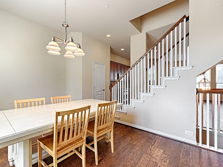 2326 Stutz Dr #117 — Photo 12
