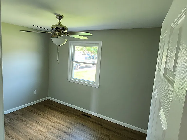 407 Maryland Ave — Photo 14