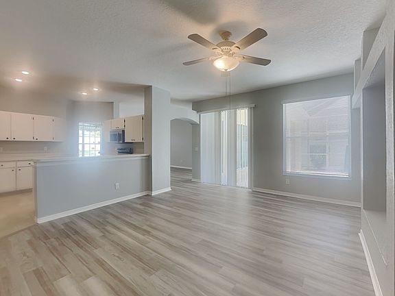 5th image of 3417 Silverstone Ct