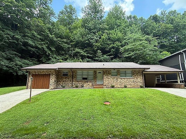 1st image of 431 Snowden Branch Rd