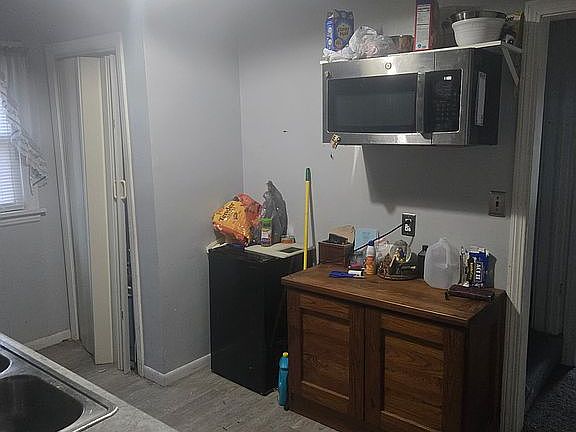 4th image of 318 Haddam Dr