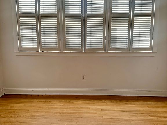 5th image of 468 Greenmount Ave #1