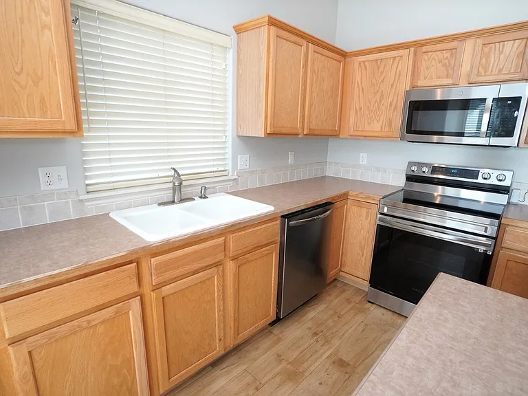 1445 W Silver Salmon Dr — Photo 17