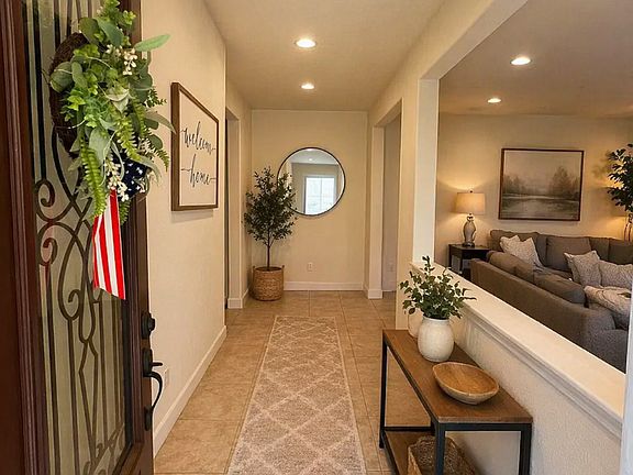 4th image of 857 Blossom Rock Ln
