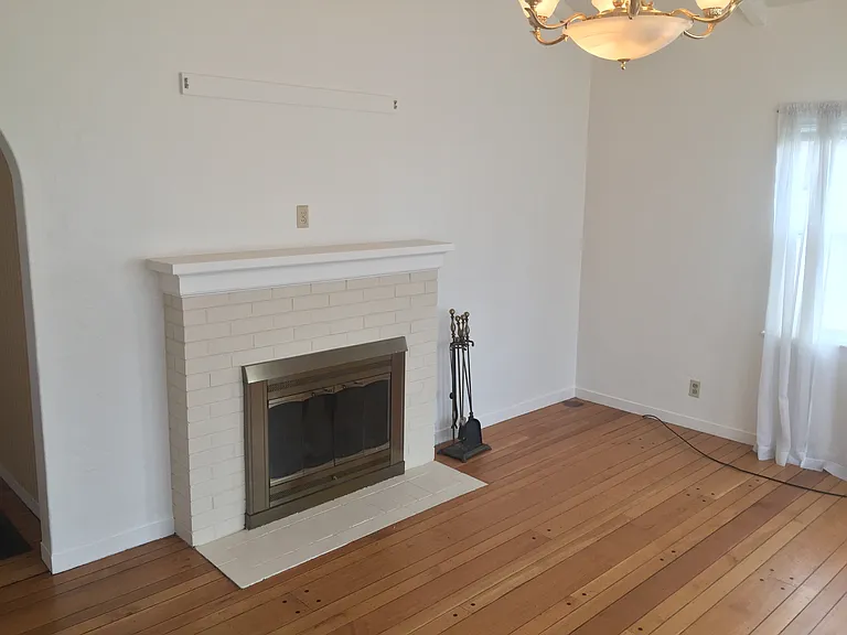 4438 Steele St — Photo 19