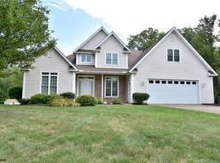 117 Oak Tree Ct, Erie, PA 16511