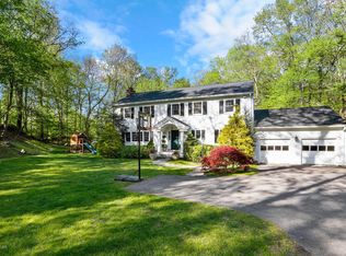 277 Cognewaugh Rd, Cos Cob, CT 06807