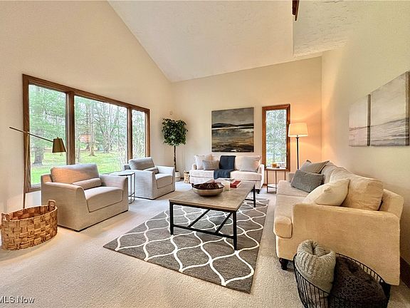 5th image of 17180 Penny Ln