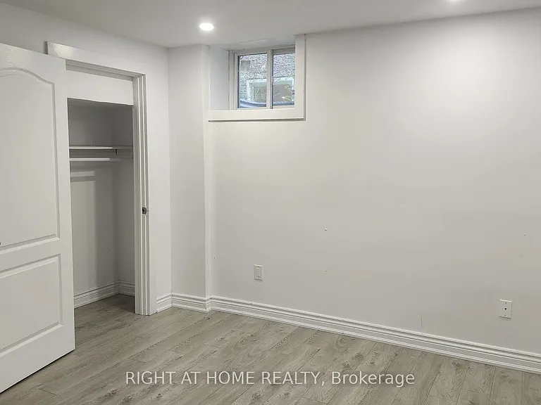 1 Via Avellino Rd #BASEMENT — Photo 23