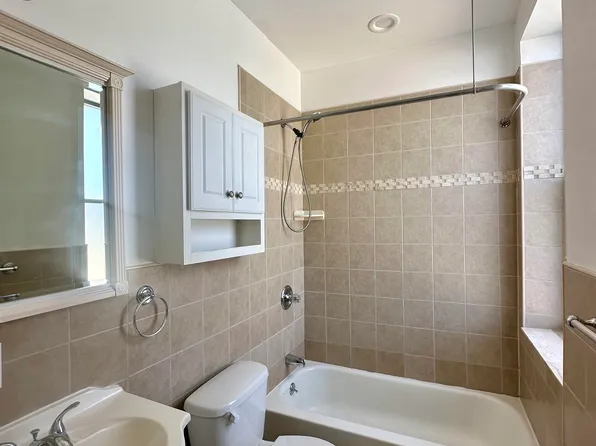 275 Webster Avenue image 4 of 13