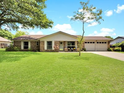 1323 Hemphill Dr, Cleburne, TX, 76033