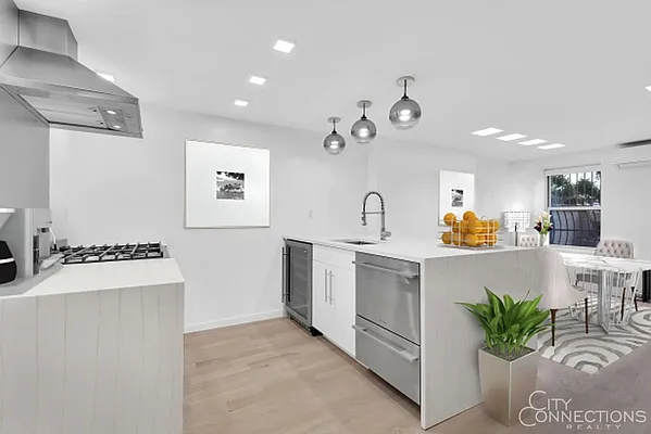 Rented by City Connections Realty | media 21