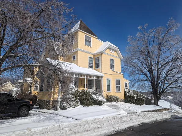 16 & 18 Pleasant Avenue, Sanford, ME 04073
