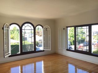 1901 N Commonwealth Ave, Los Angeles, CA 90027