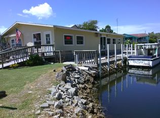 2156 S Waterman Dr, Crystal River, FL 34429