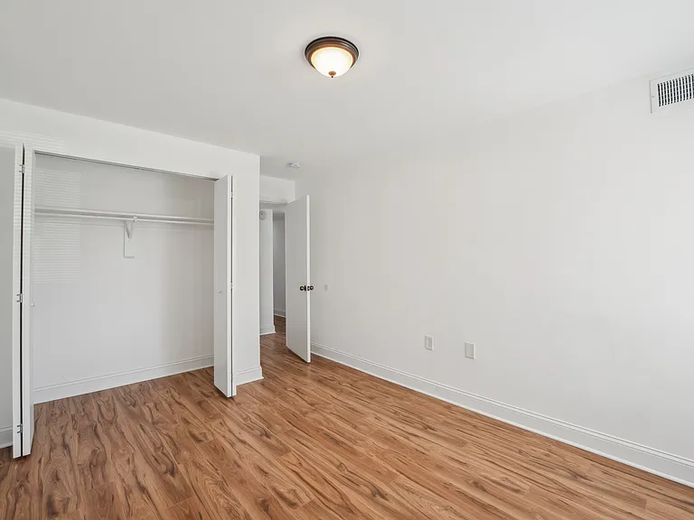 18808 Walkers Choice Rd #4 — Photo 14