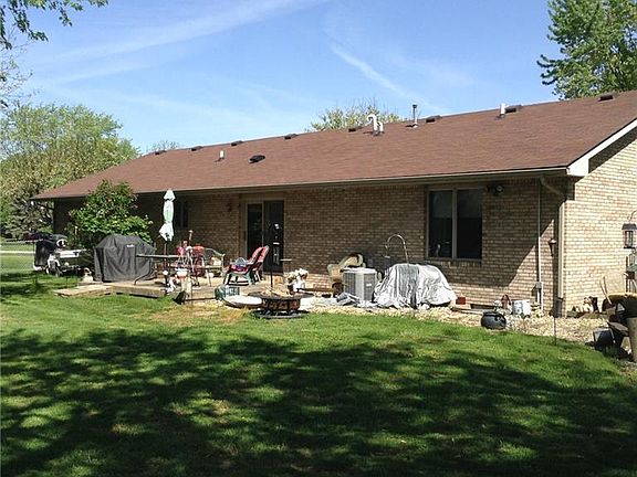 2nd image of 1023 W Highland Dr